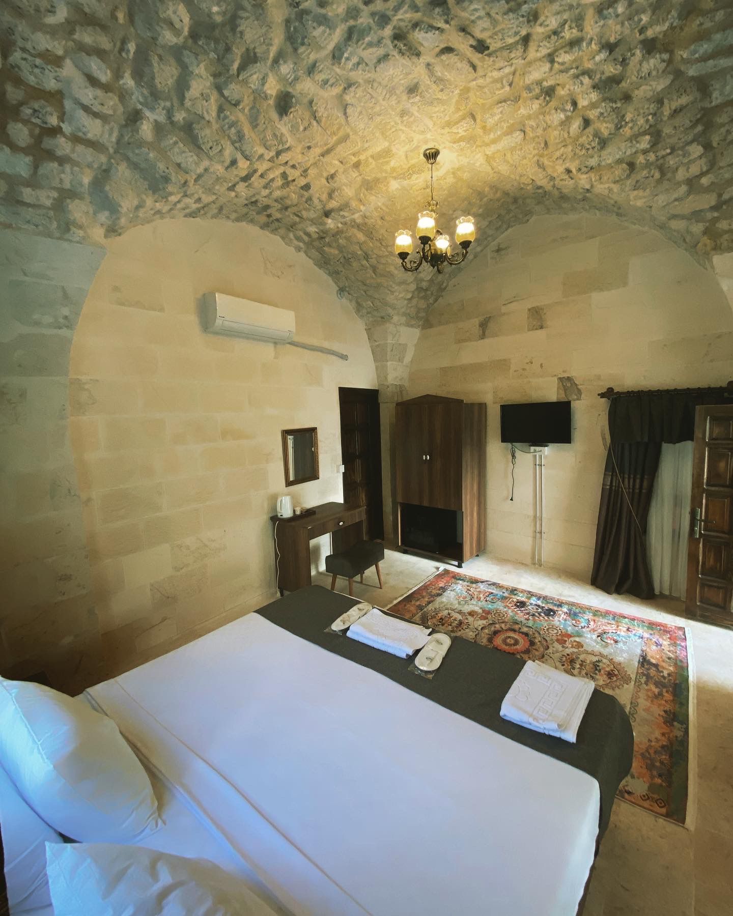 Hakim Bey Konağı Otel & Sıra Gecesi
