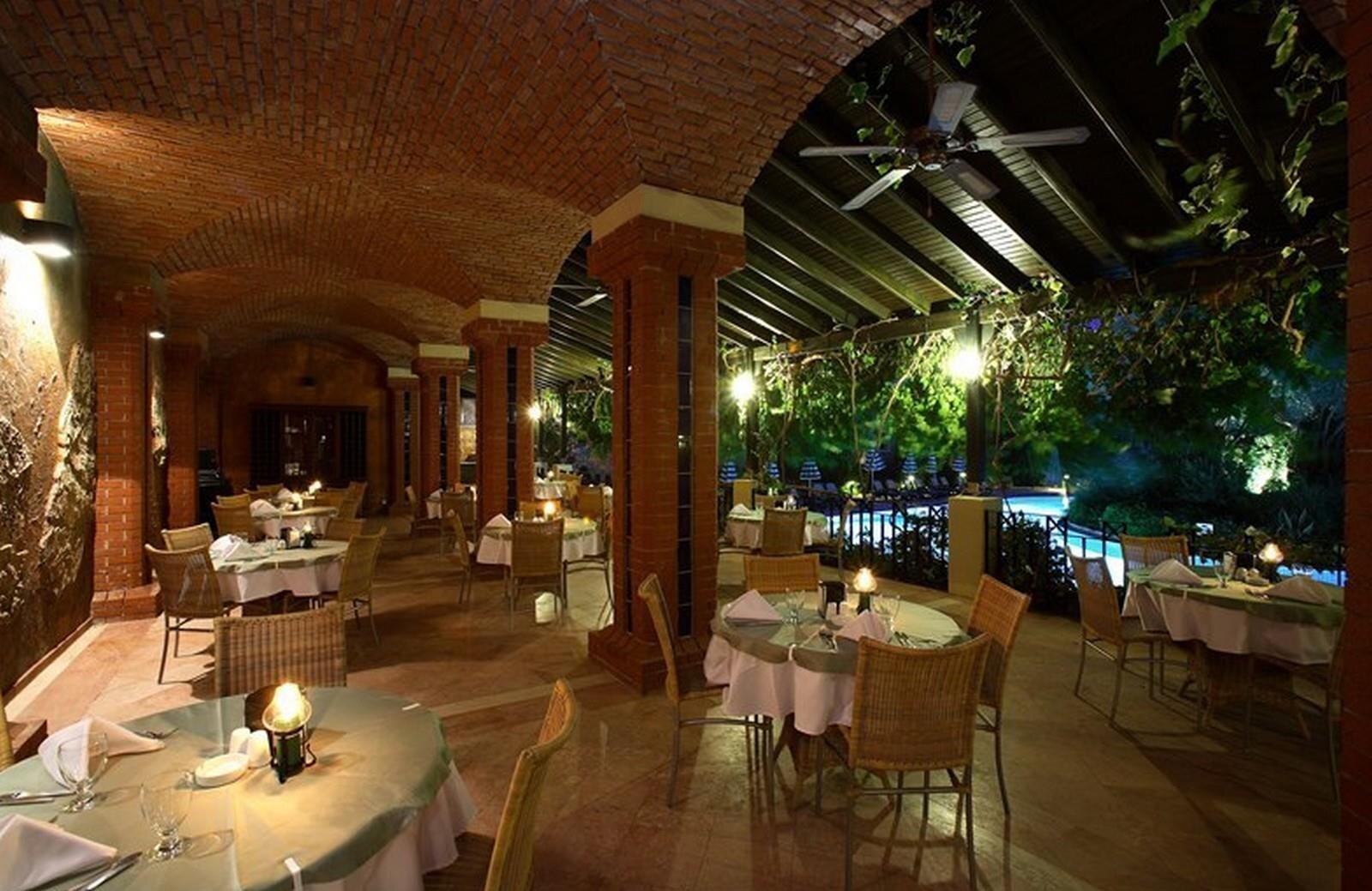 Zeytinada Hotel