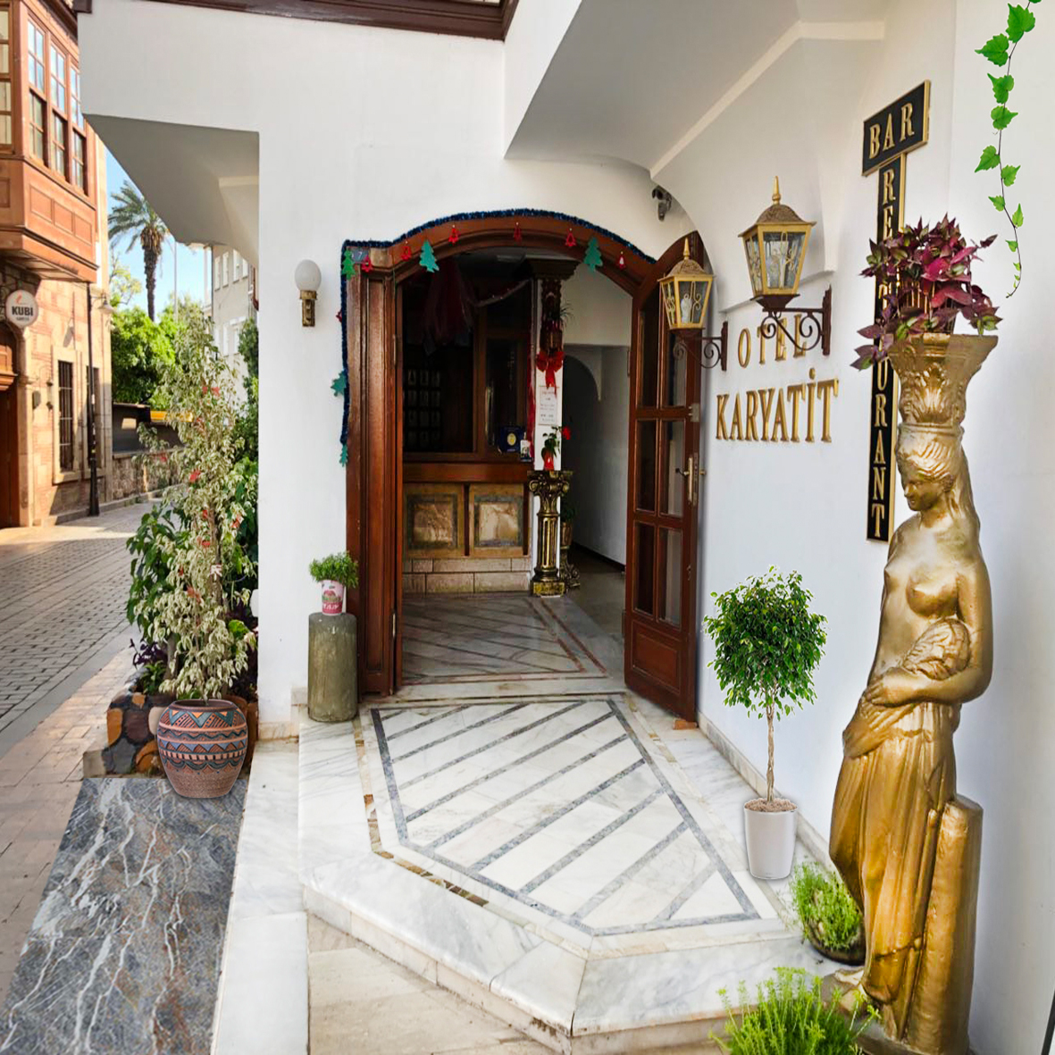 Karyatit Hotel Kaleiçi