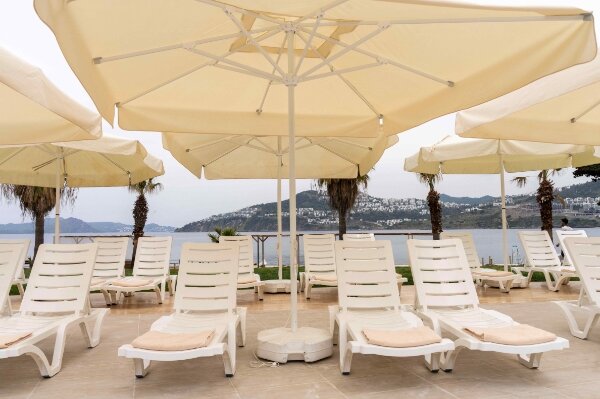 Veluna Beach Resort