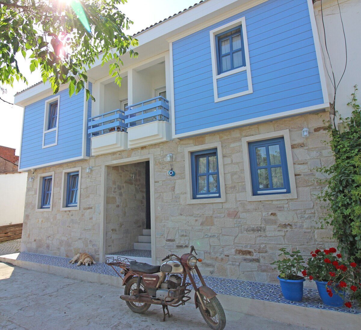 Sardunya Otel Bozcaada (+8)