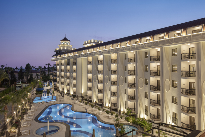 Blue Marlin Deluxe Spa & Resort