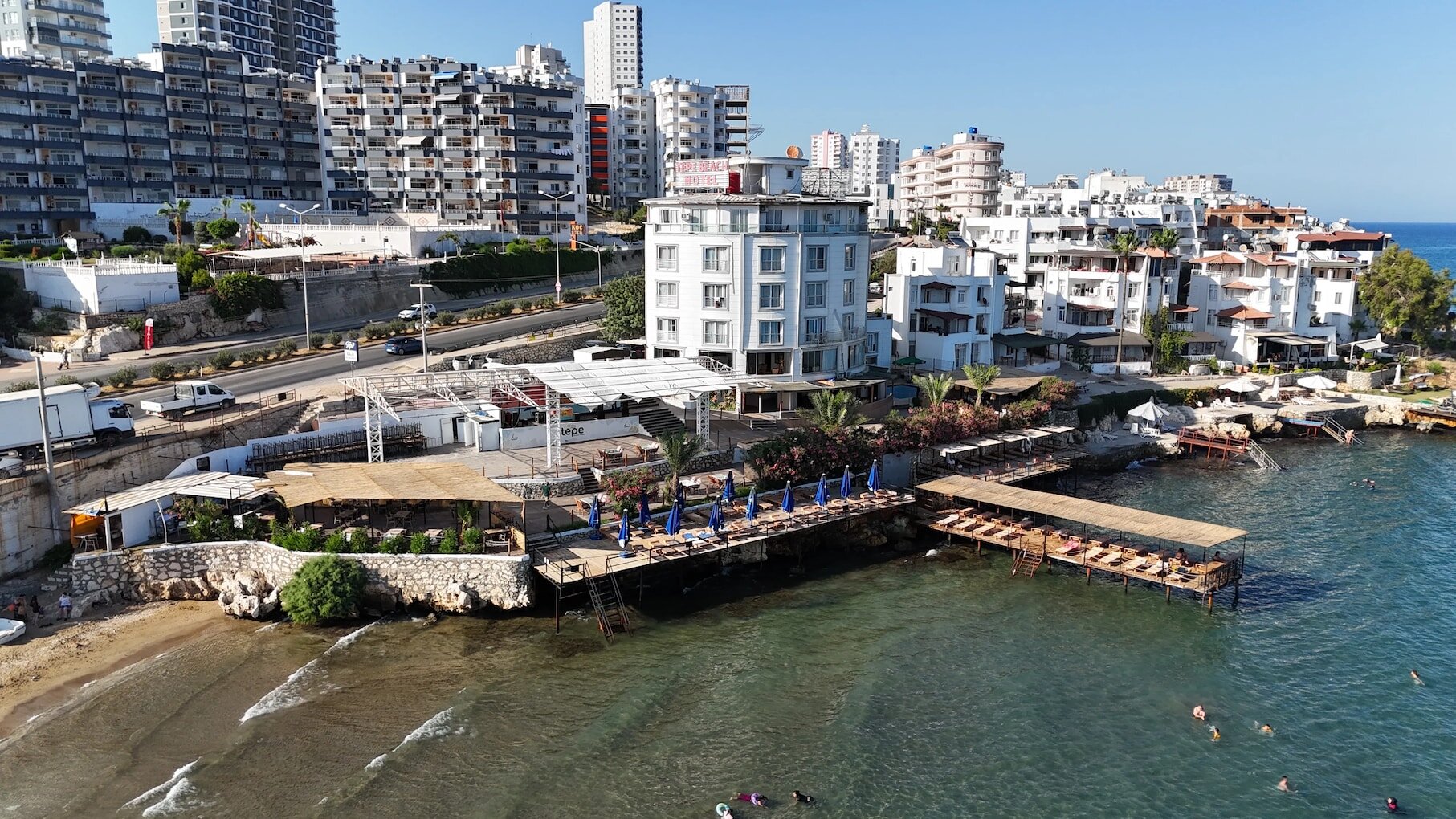Tepe Beach Club Hotel · 3