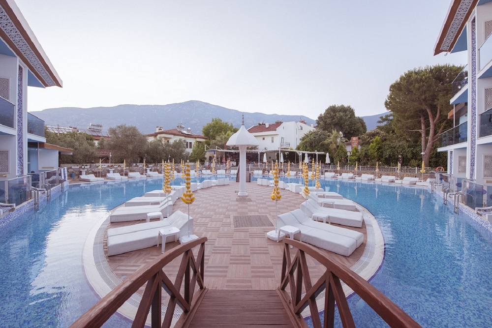 Ocean Blue High Class Hotel