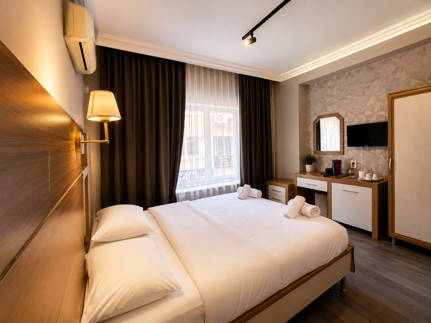 Otel Mola · 8