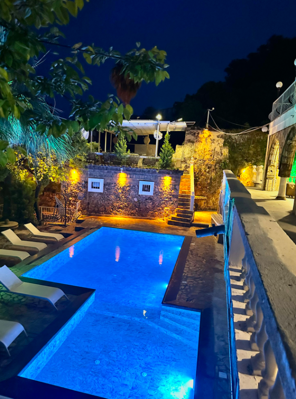 The Old Mill Hotel Lapta