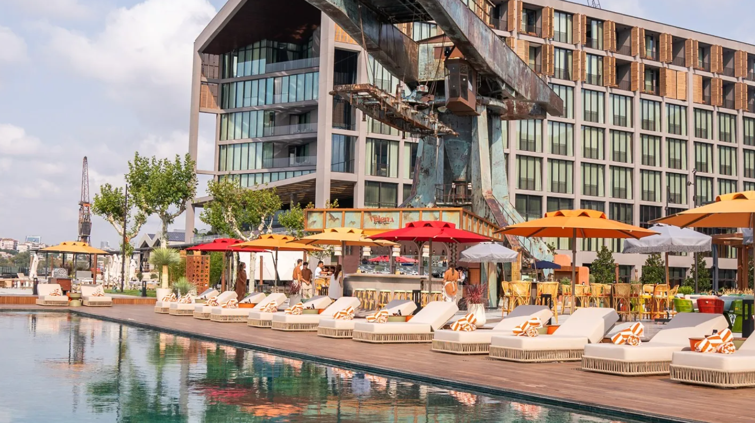 Rixos Tersane İstanbul + Nickelodeon Play Tersane Access · 25