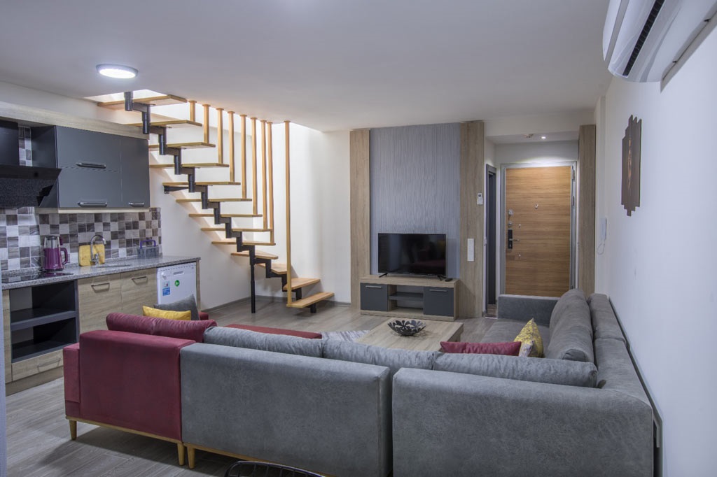 Elanis Suites Hotel
