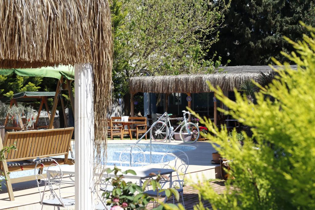 Cunda Leo Otel