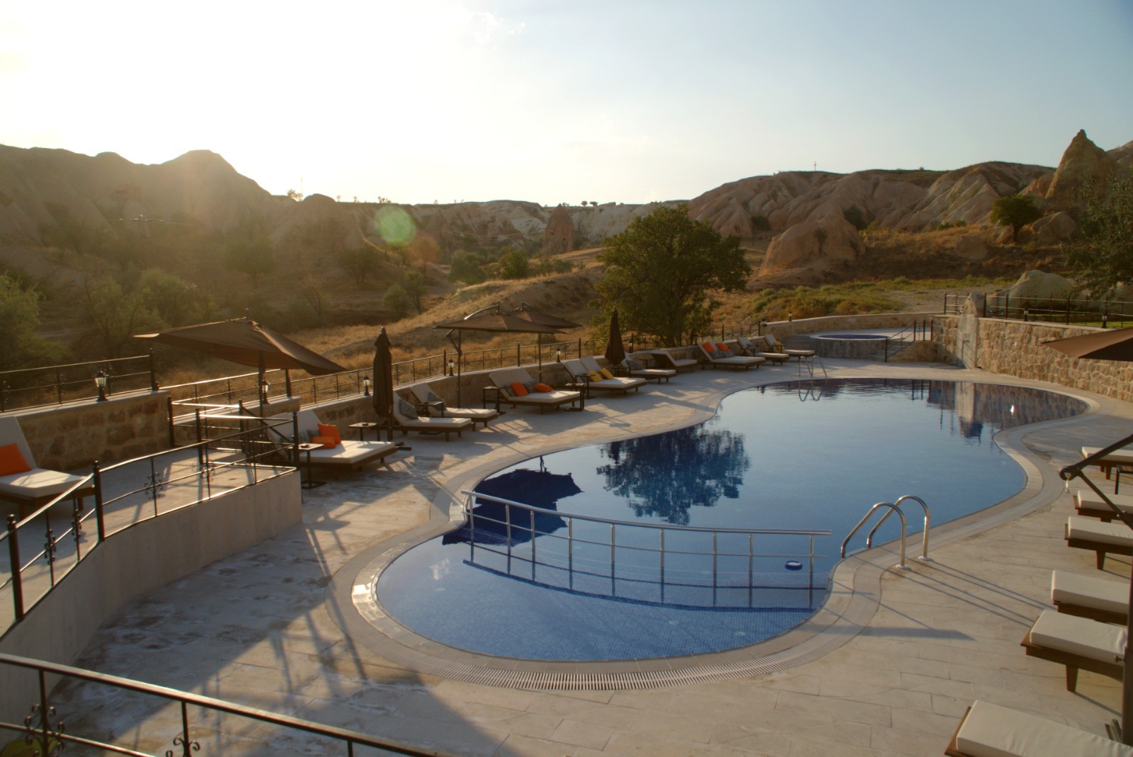 MDC Cave Hotel