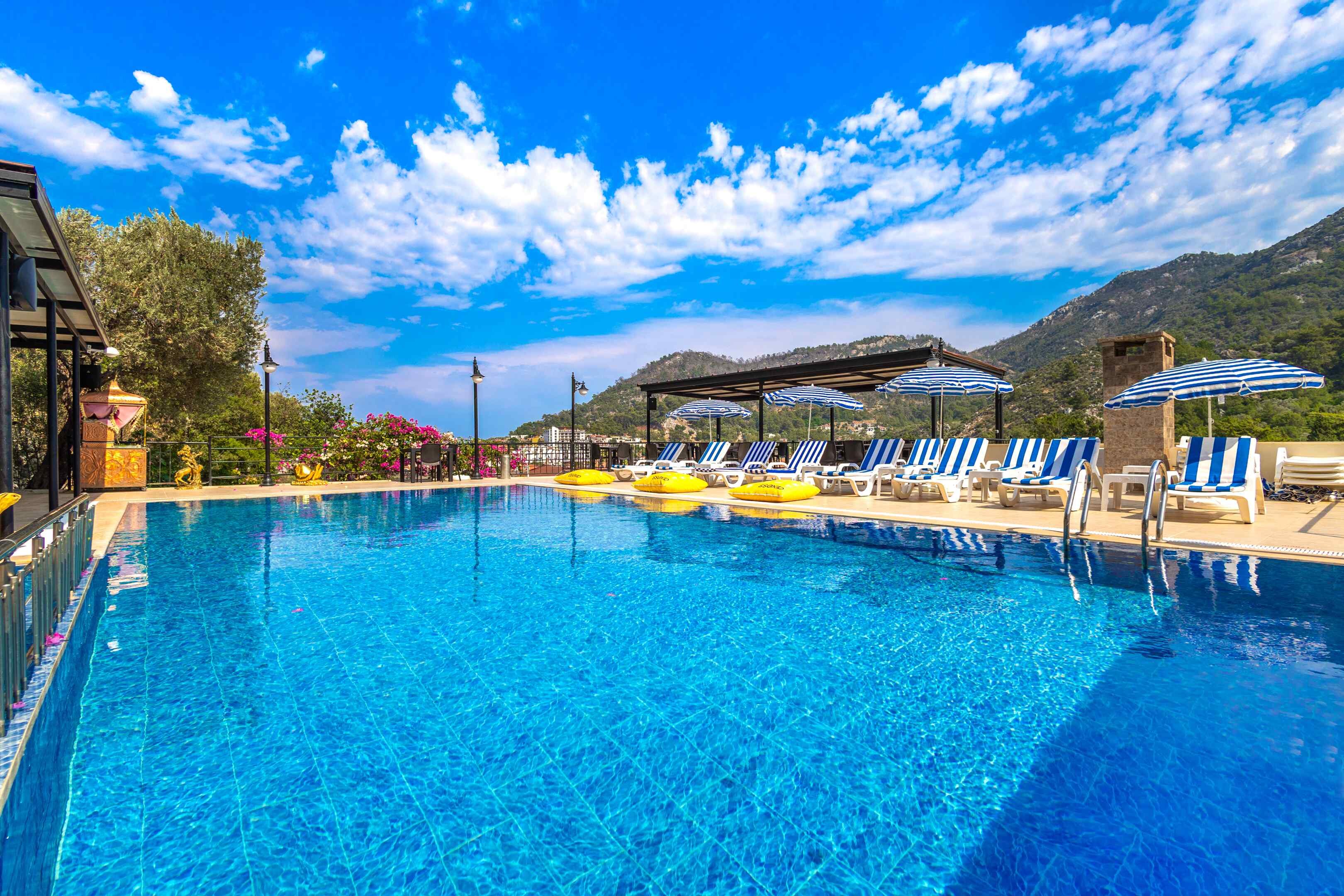 Leslion Hotel Turunç · 58