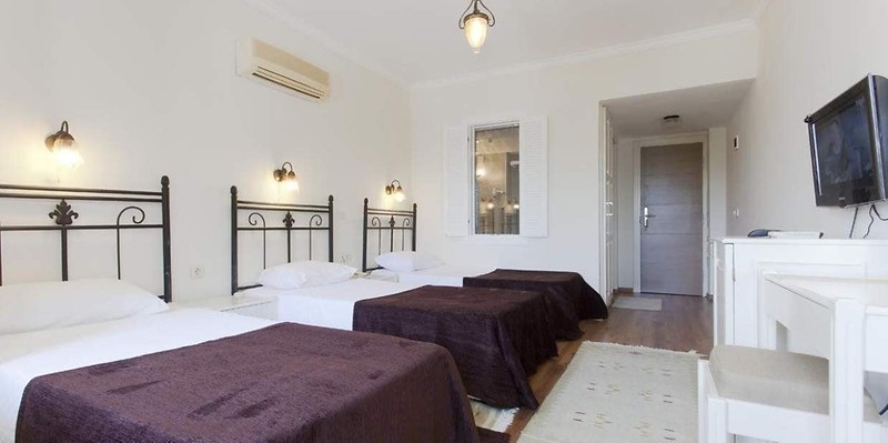 Standard Room (3 Person)