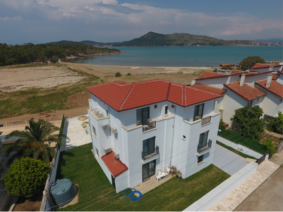 Beyaz Konak Sarımsaklı