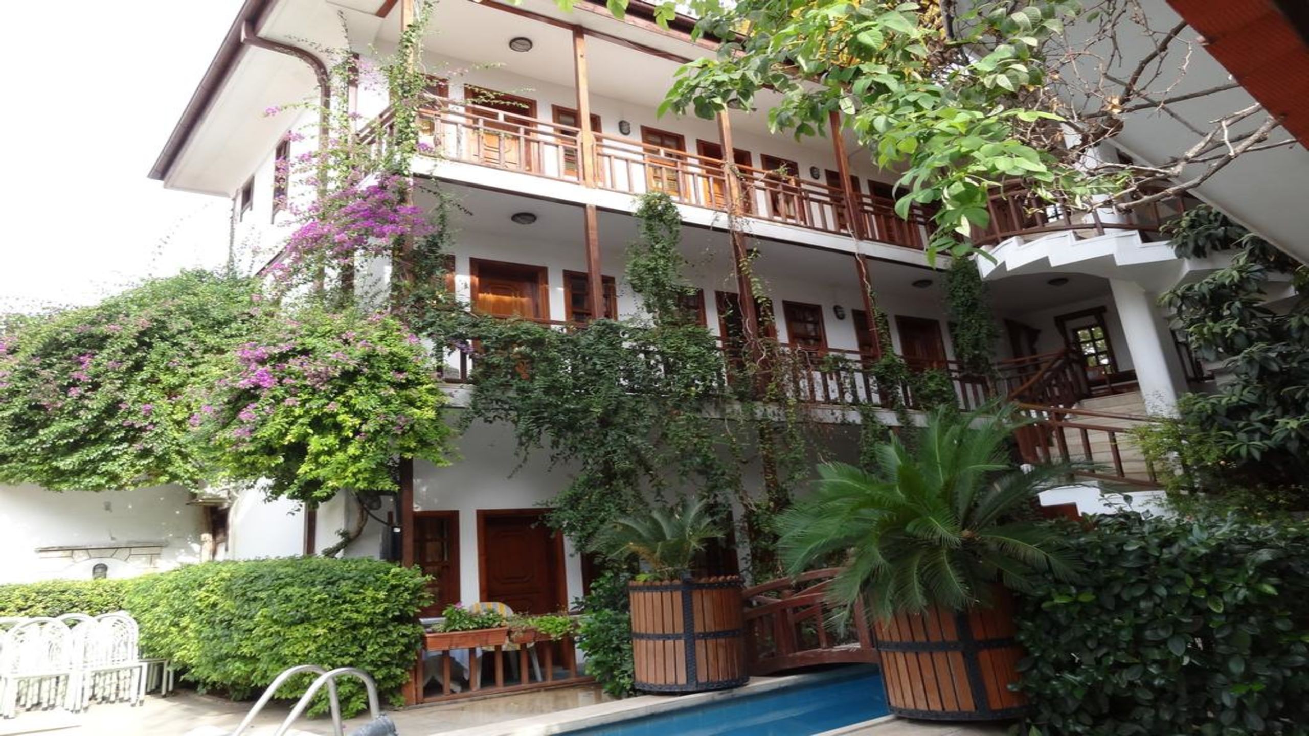 Karyatit Hotel Kaleiçi