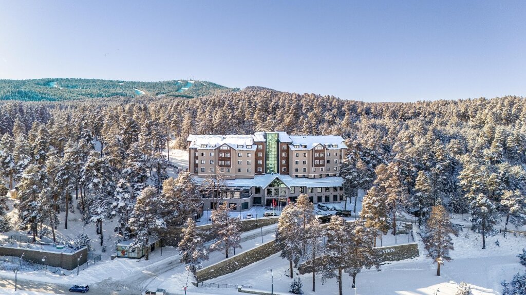 Sarpino Mountain Hotel · 5