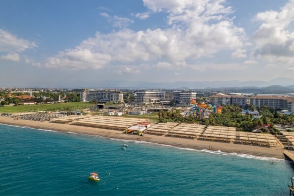 Seaden De Mar Resort & Spa