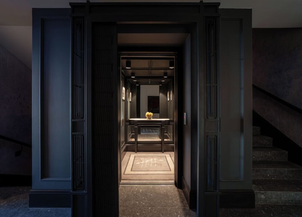 Hovagimyan Hotel and Suites · 13