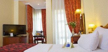 Amber Hotel · 24