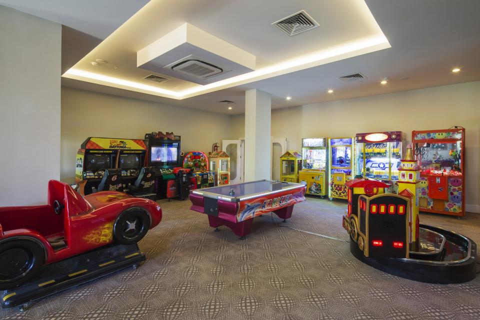 Crystal Tat Beach Golf Resort & Spa