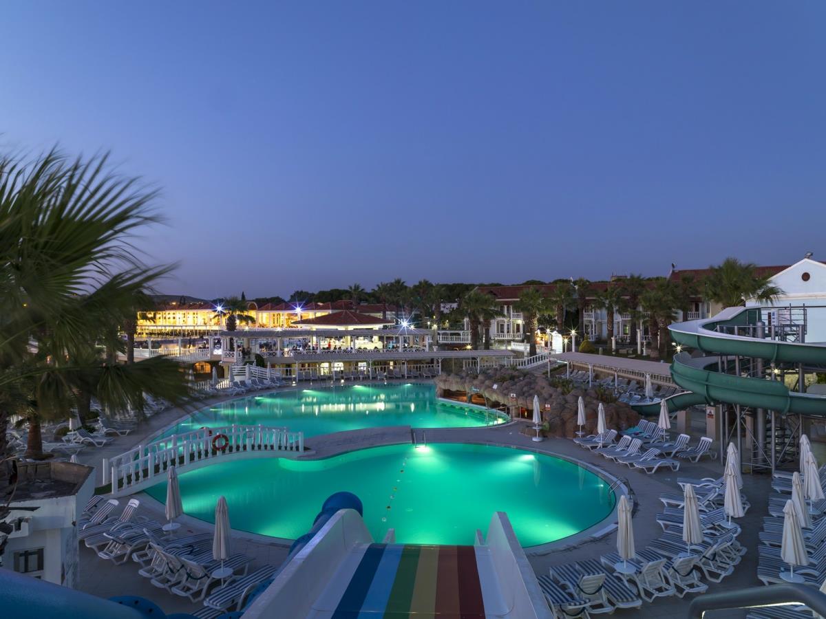 Lucas Didim Resort