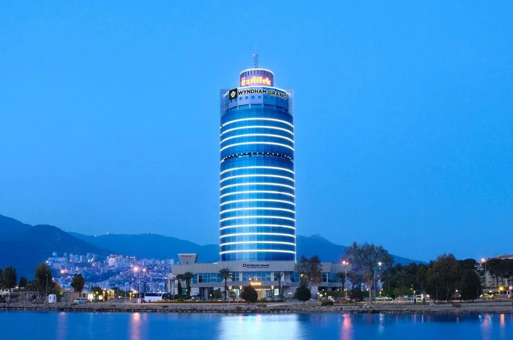 Wyndham Grand İzmir Özdilek Thermal & Spa Rezervasyon