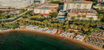 Eos Beach Resort