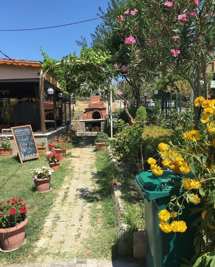 Melanur Pansiyon · 8
