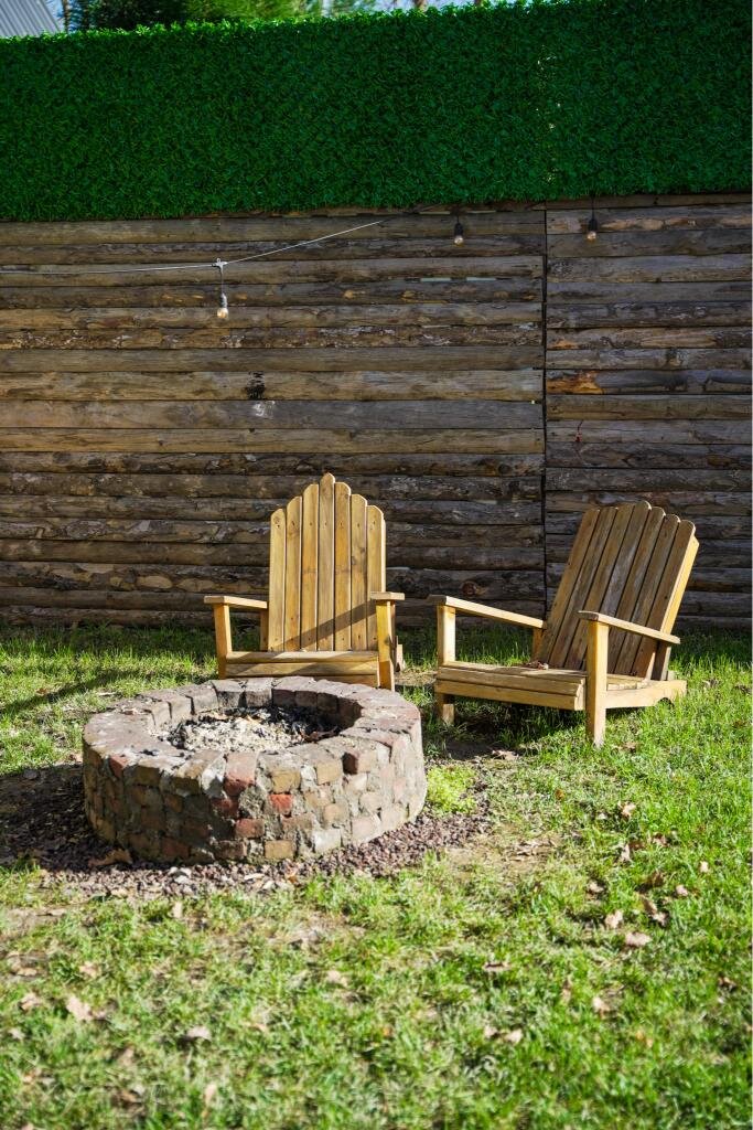 Pentalow Cabin · 74