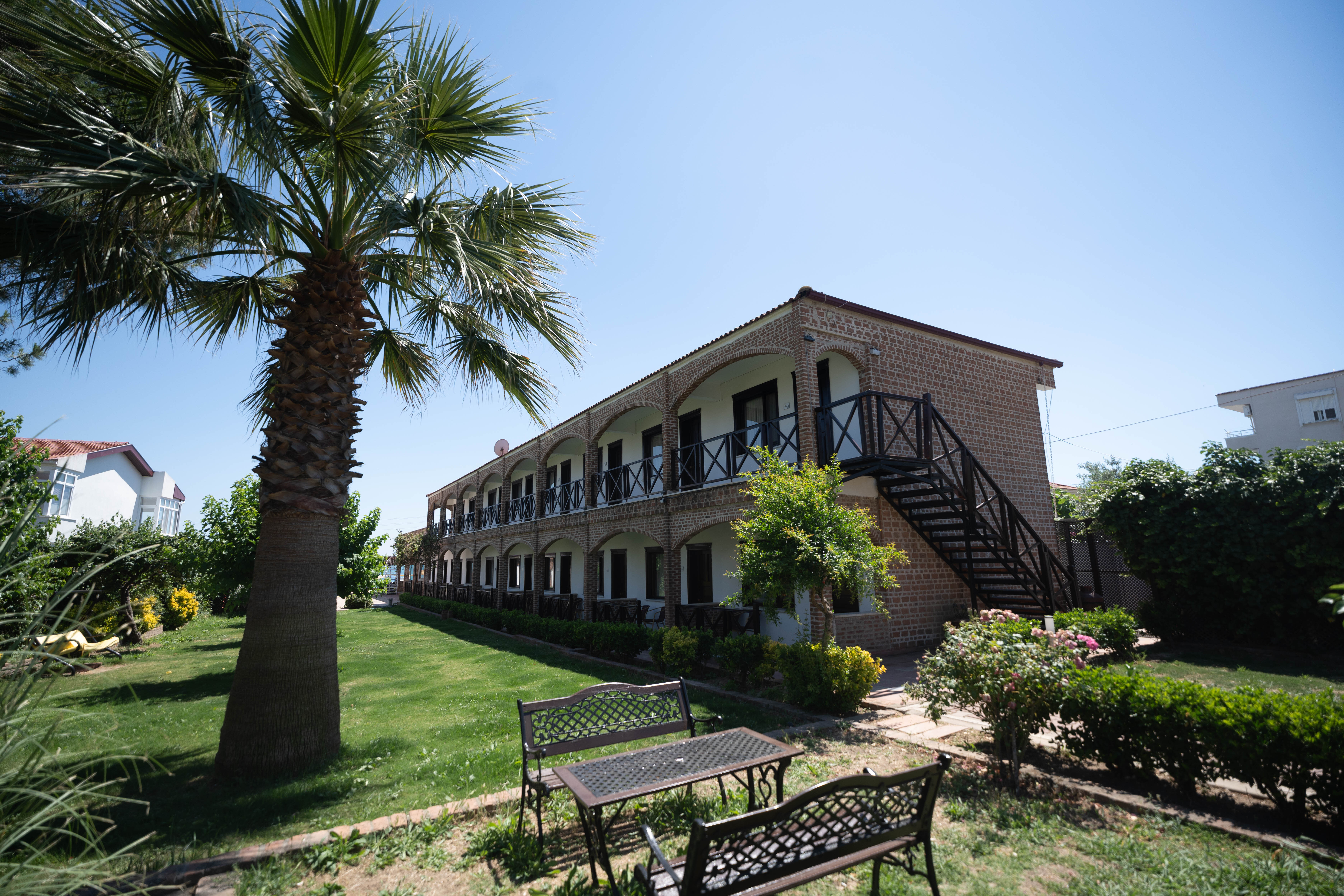 Cunda Deniz Otel