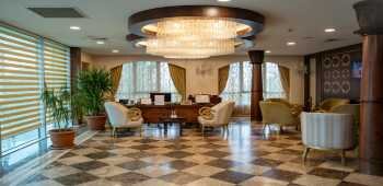 Kronos Hotel · 63