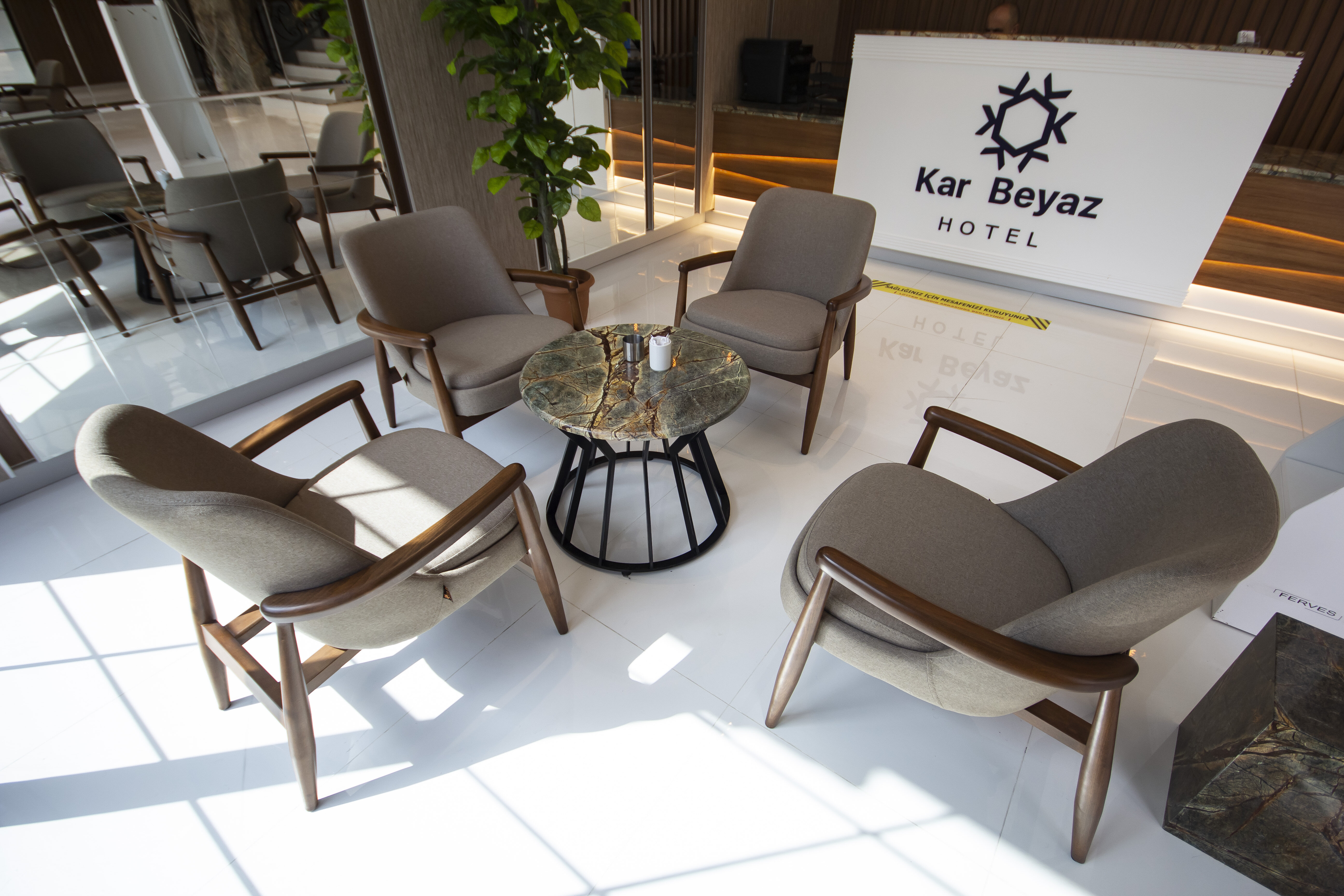 Kar Beyaz Hotel · 4