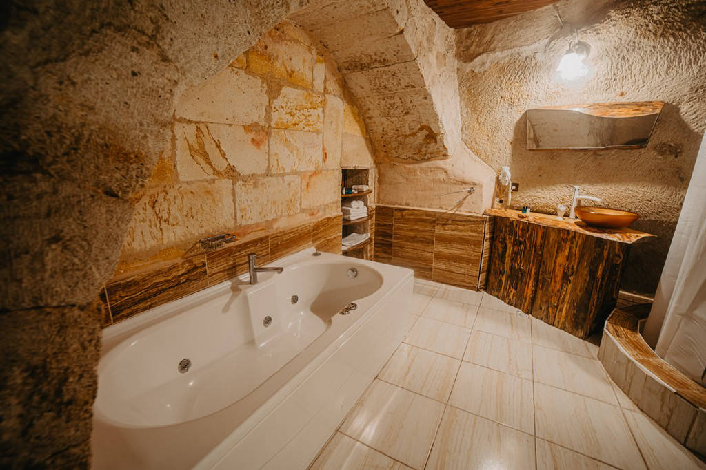 Helios Cave Hotel