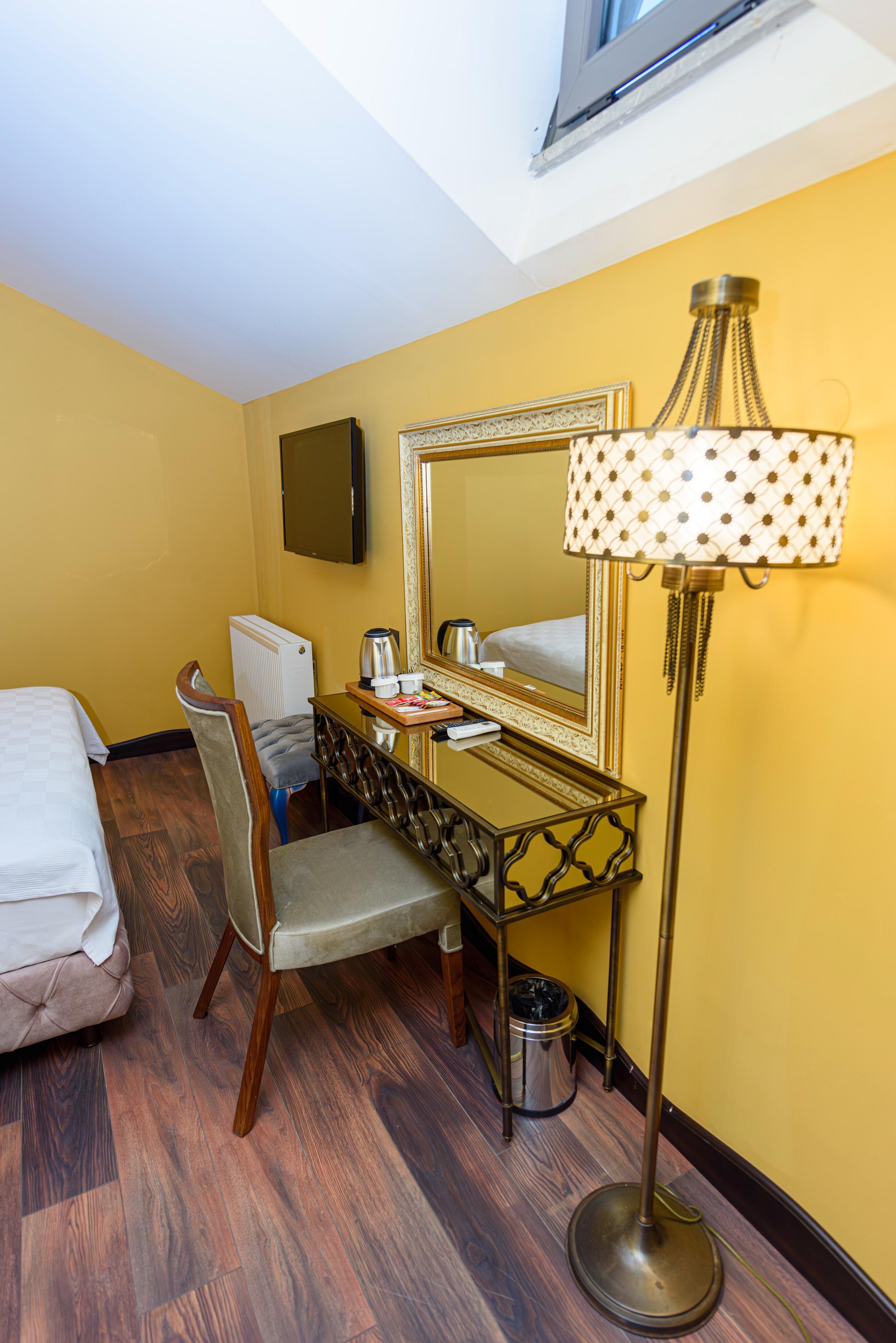 Tok Epik Hotel · 30