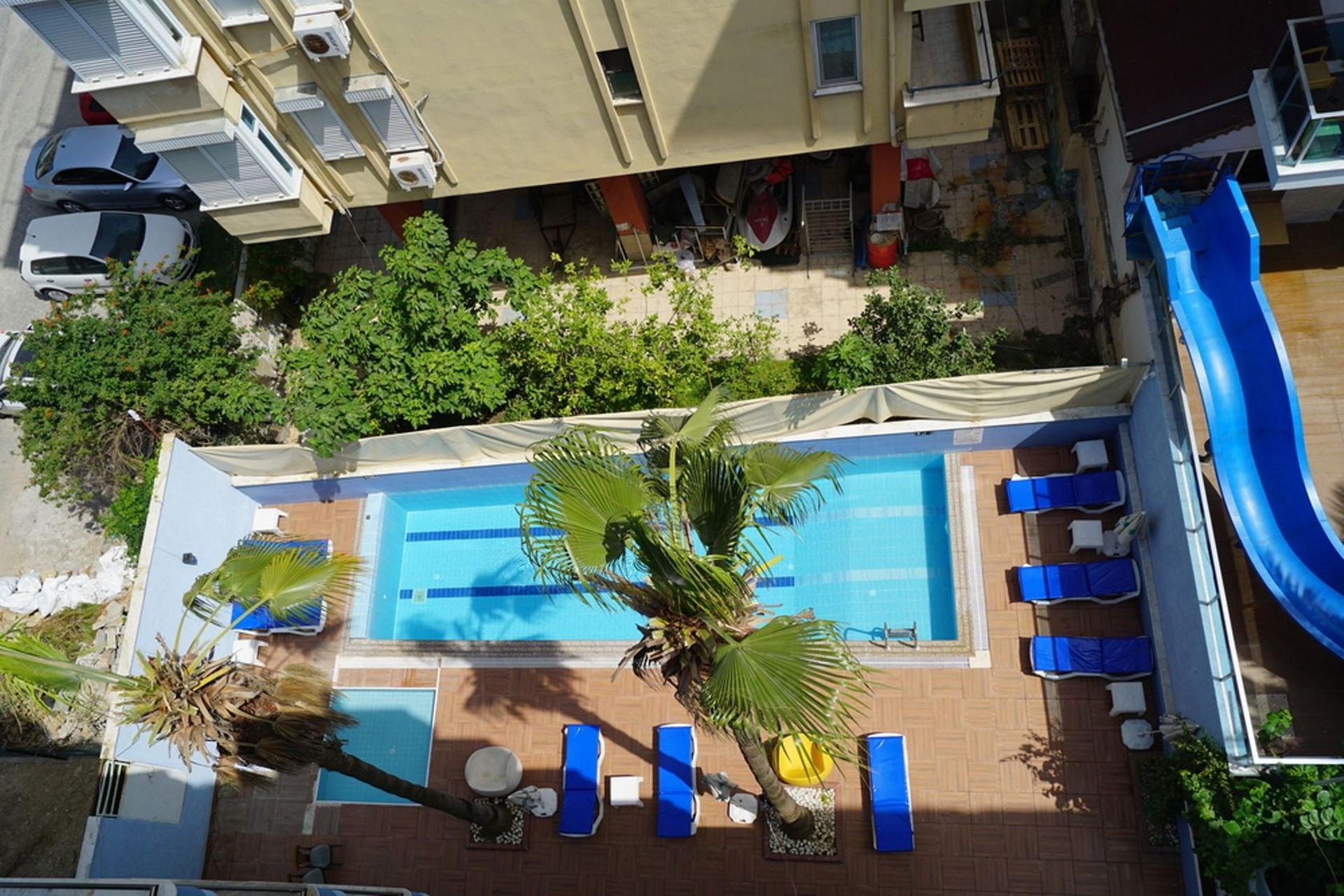 Barhan Hotel