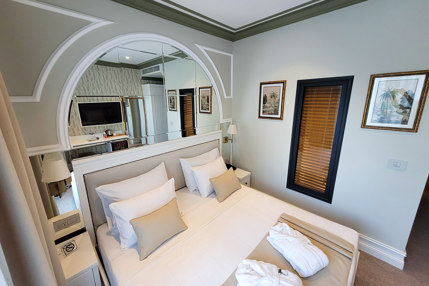 DBD Hotel Bayraklı galeri 4