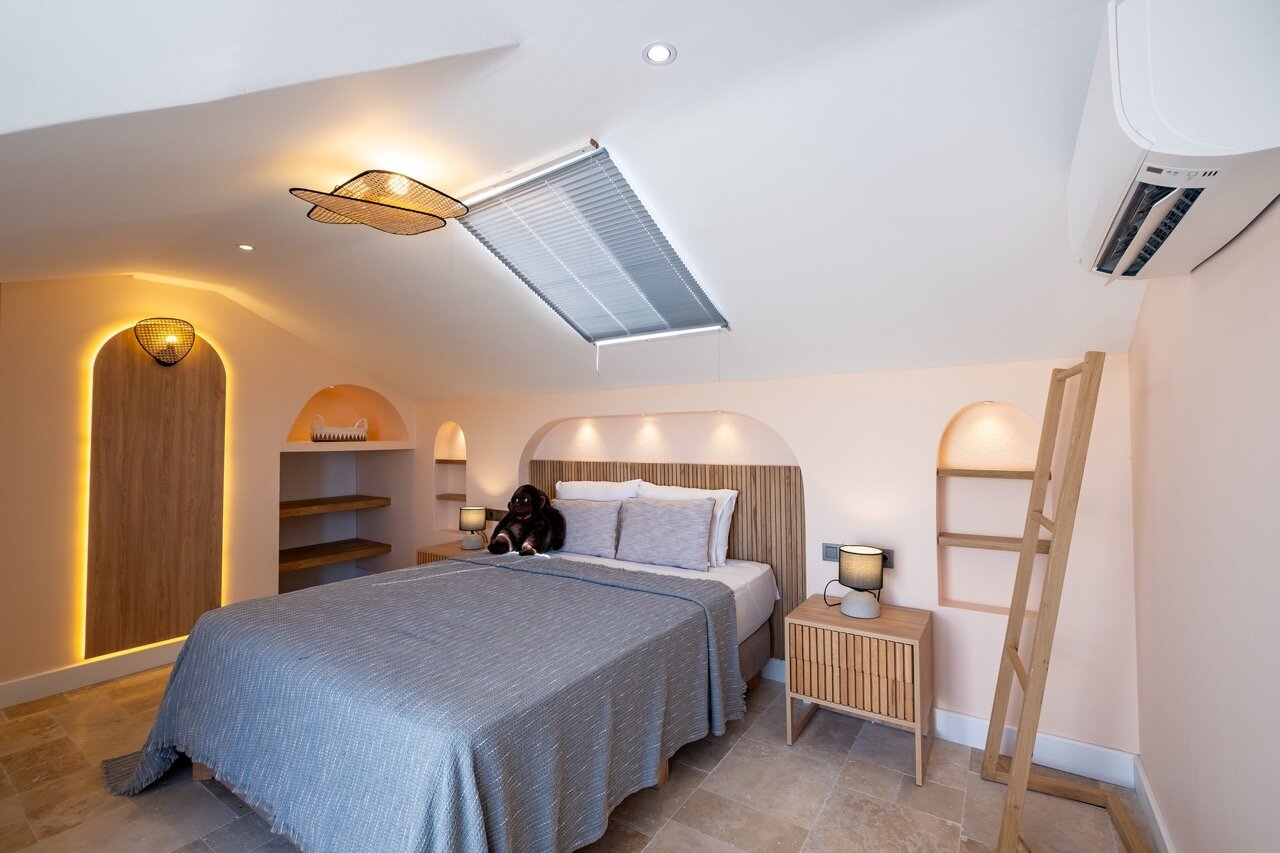 Club-E Loft Havuz Bahçe Manzaralı ve Balkonlu