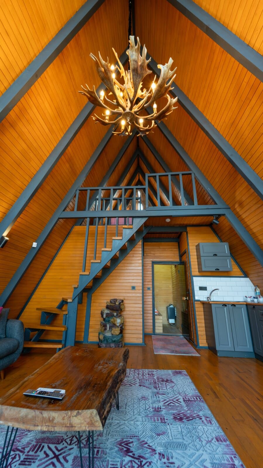 Jupiter Suit Bungalov