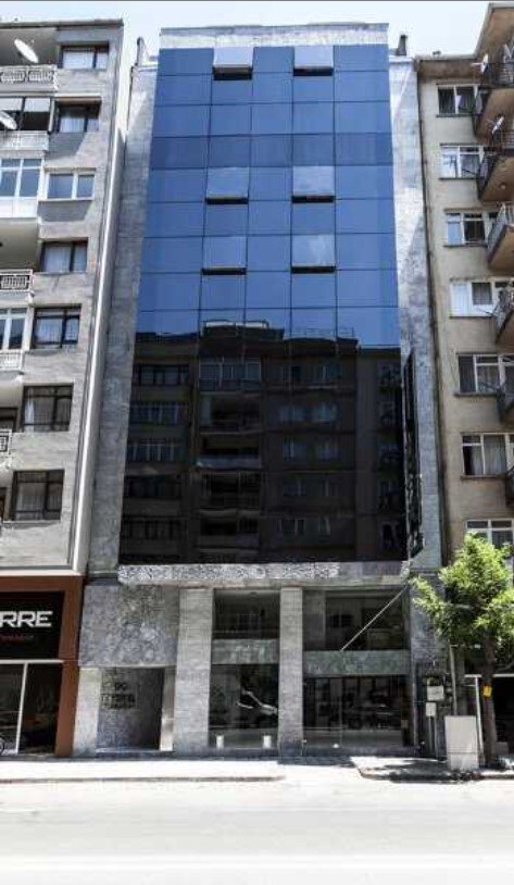 En Otel Karaca