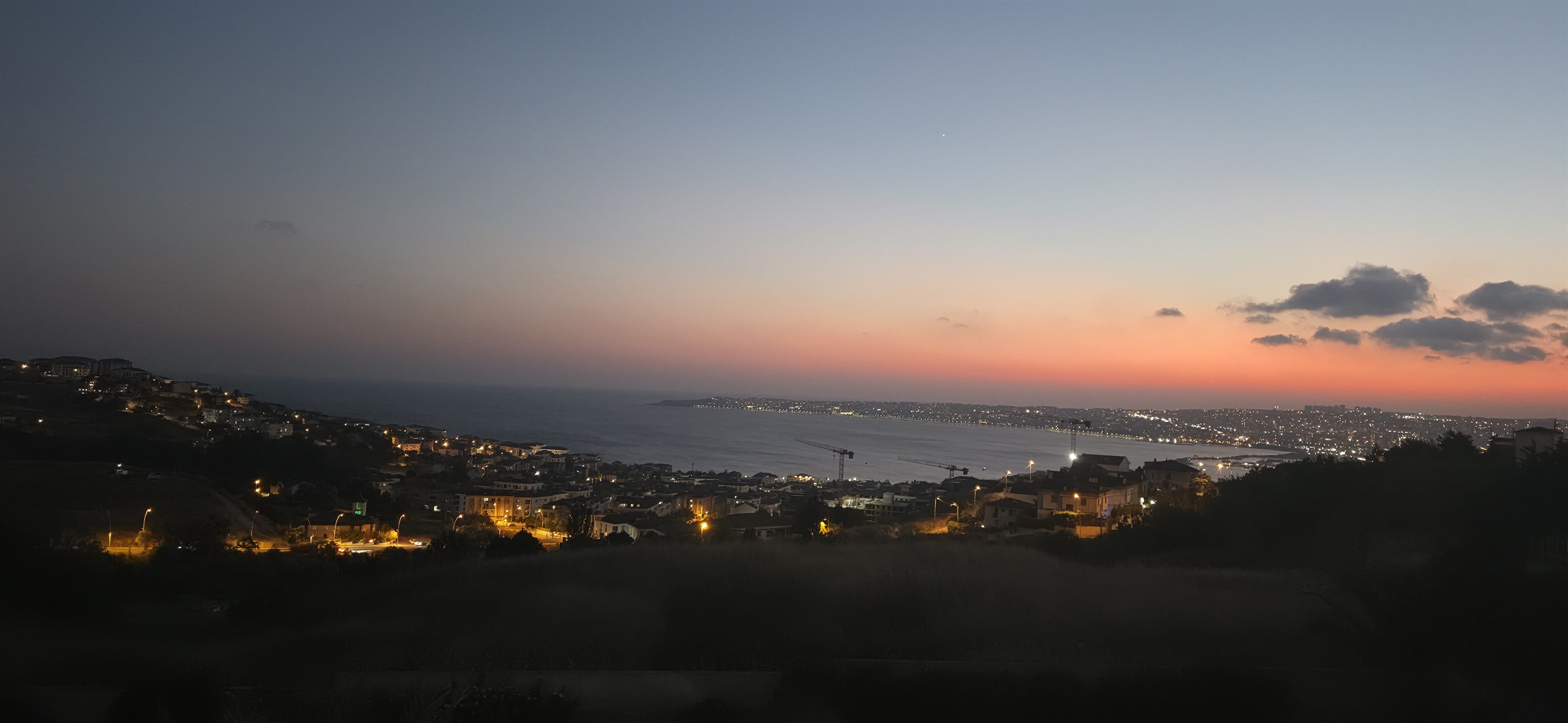 Sunset Hill Hotel · 3