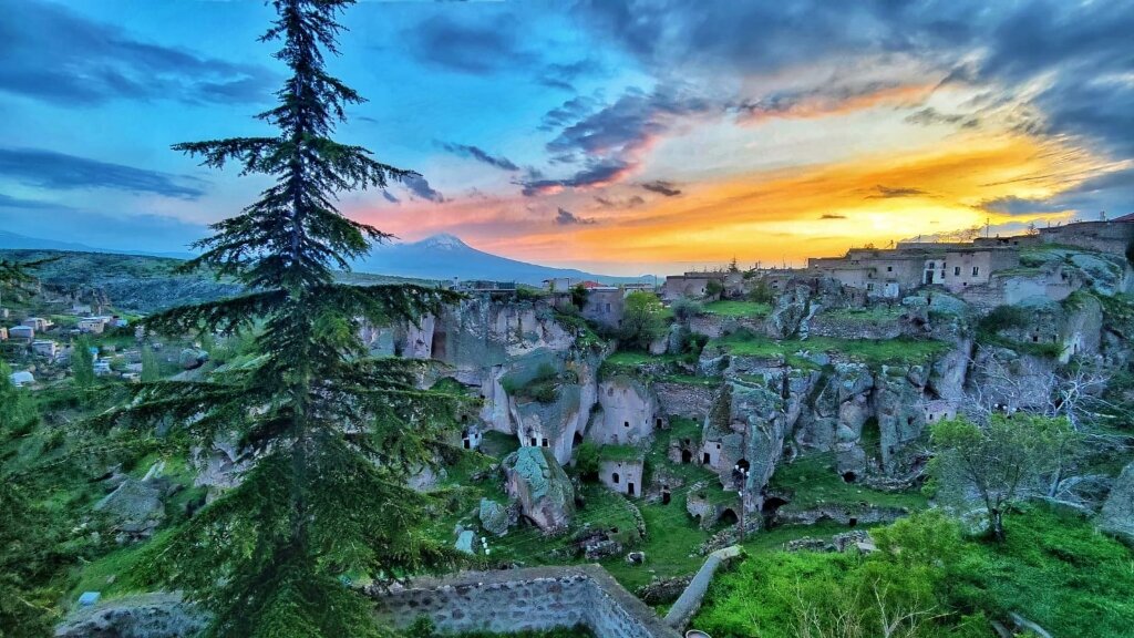Kapadokya Ihlara Konakları and Caves · 533