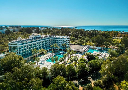 Berry Blue Hotel
