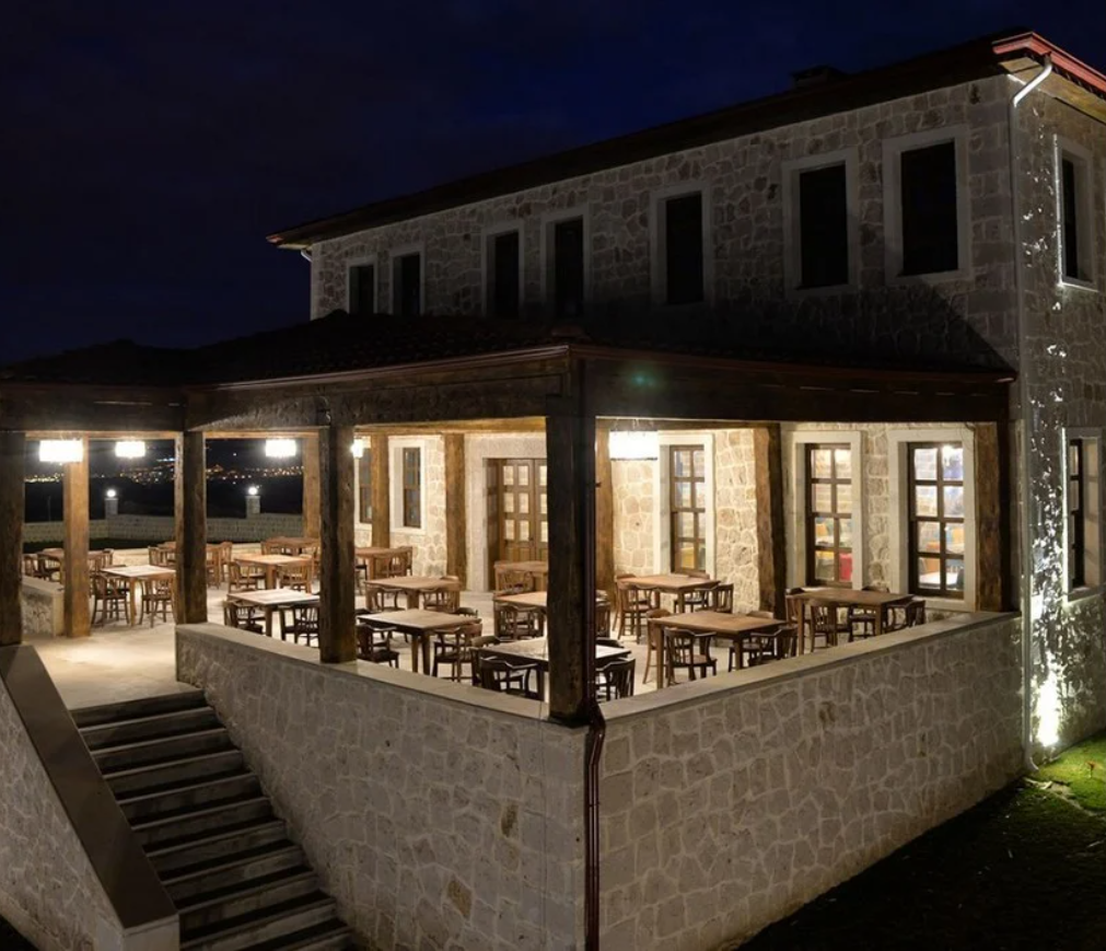 Elevres Stone House Hotel