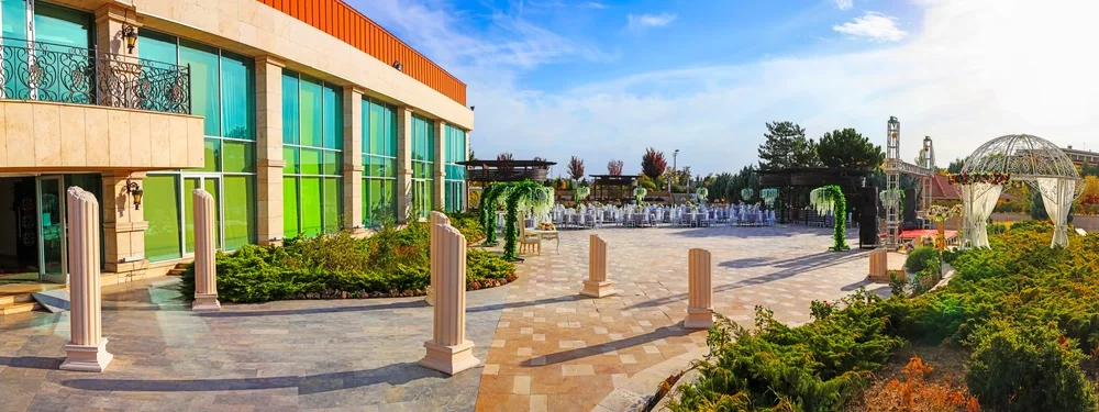 Kronos Hotel · 8