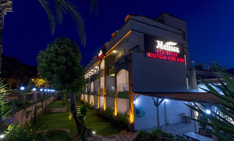 Rich Melissa Hotel