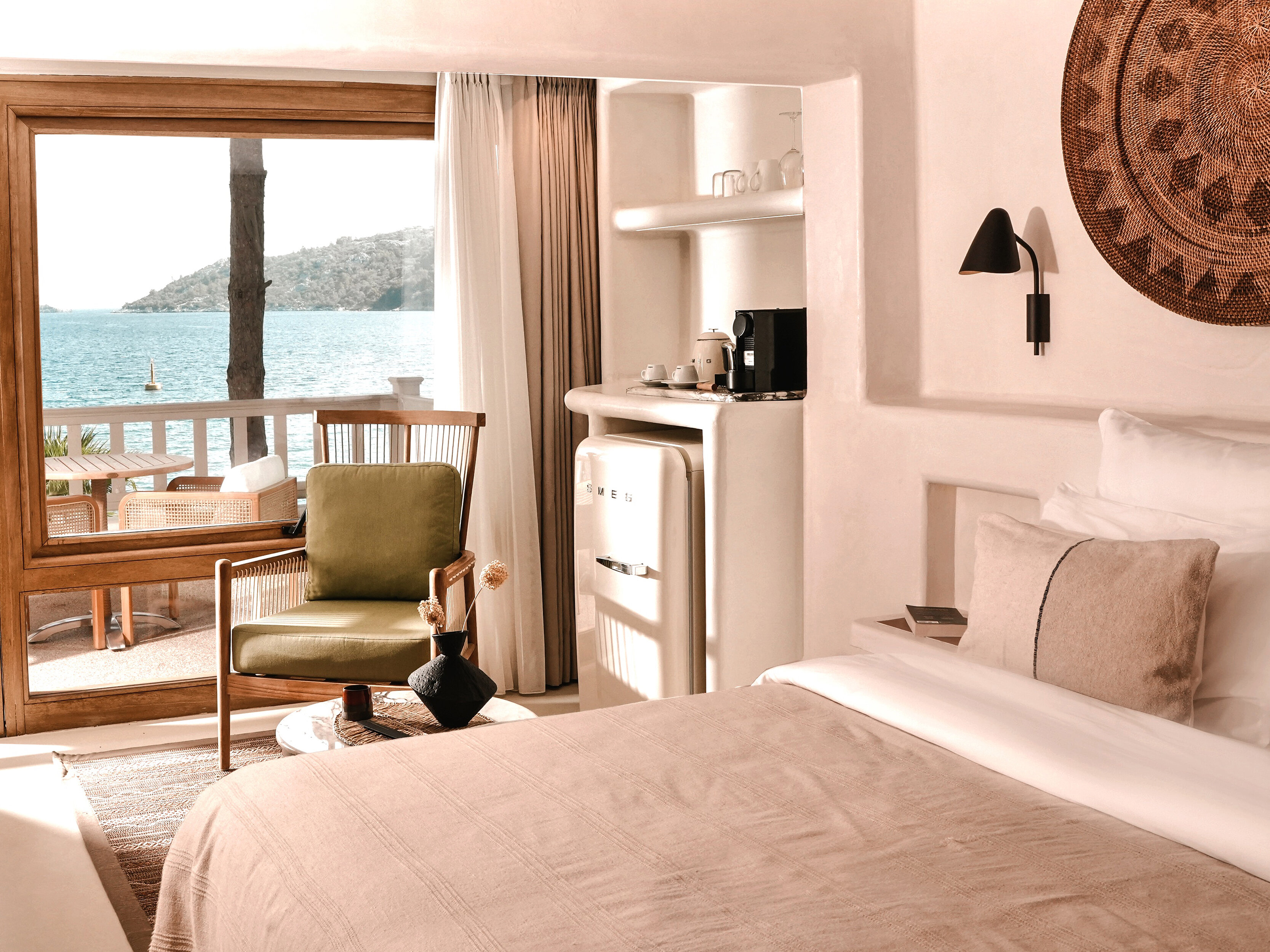 Perios Beach House - Adults Only