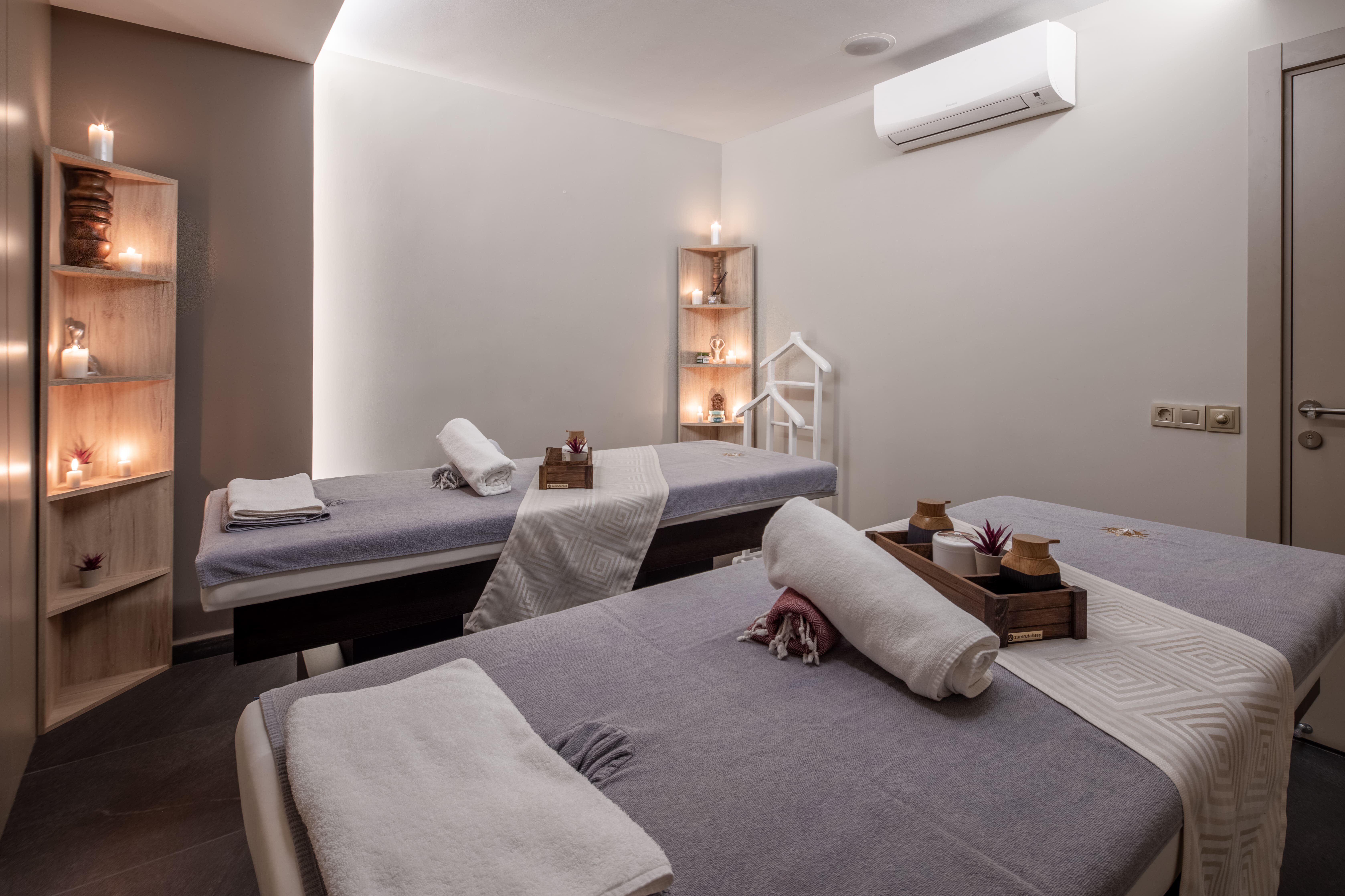 Grand Harilton Hotel · 51
