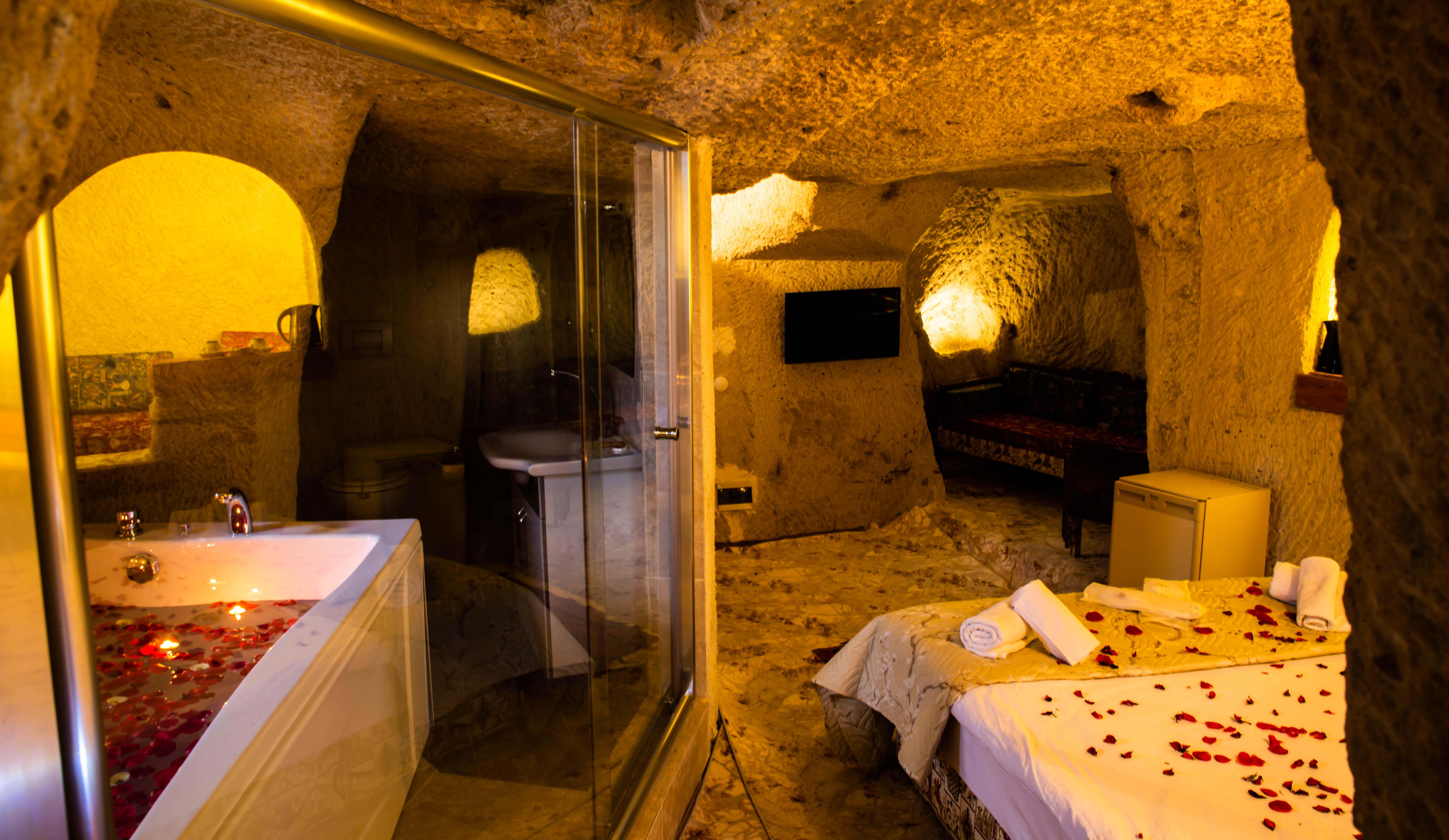 Unicorn Cave Hotel