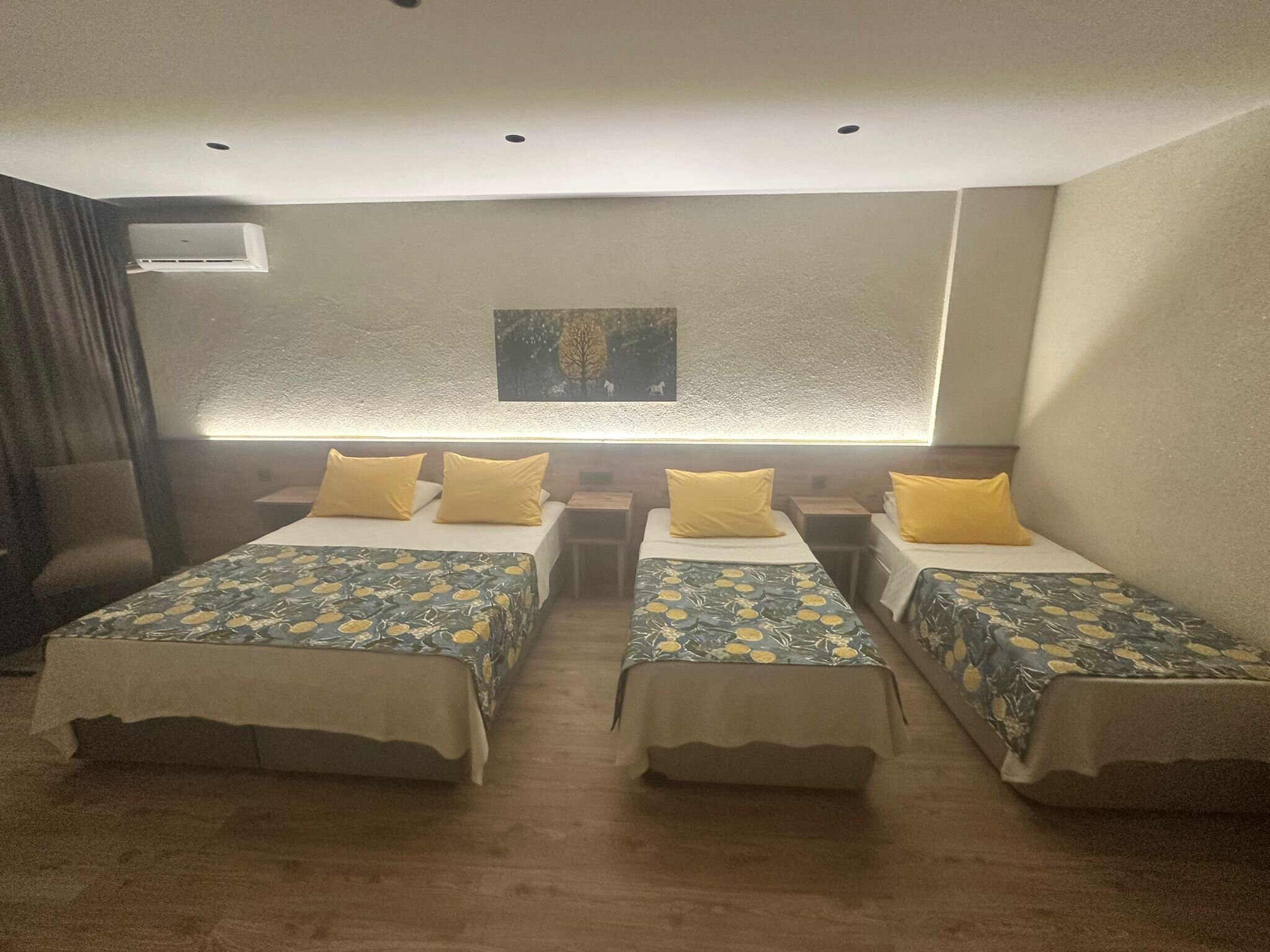 Palmiye Suit · 24