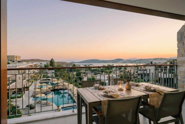 Ayaz Suites