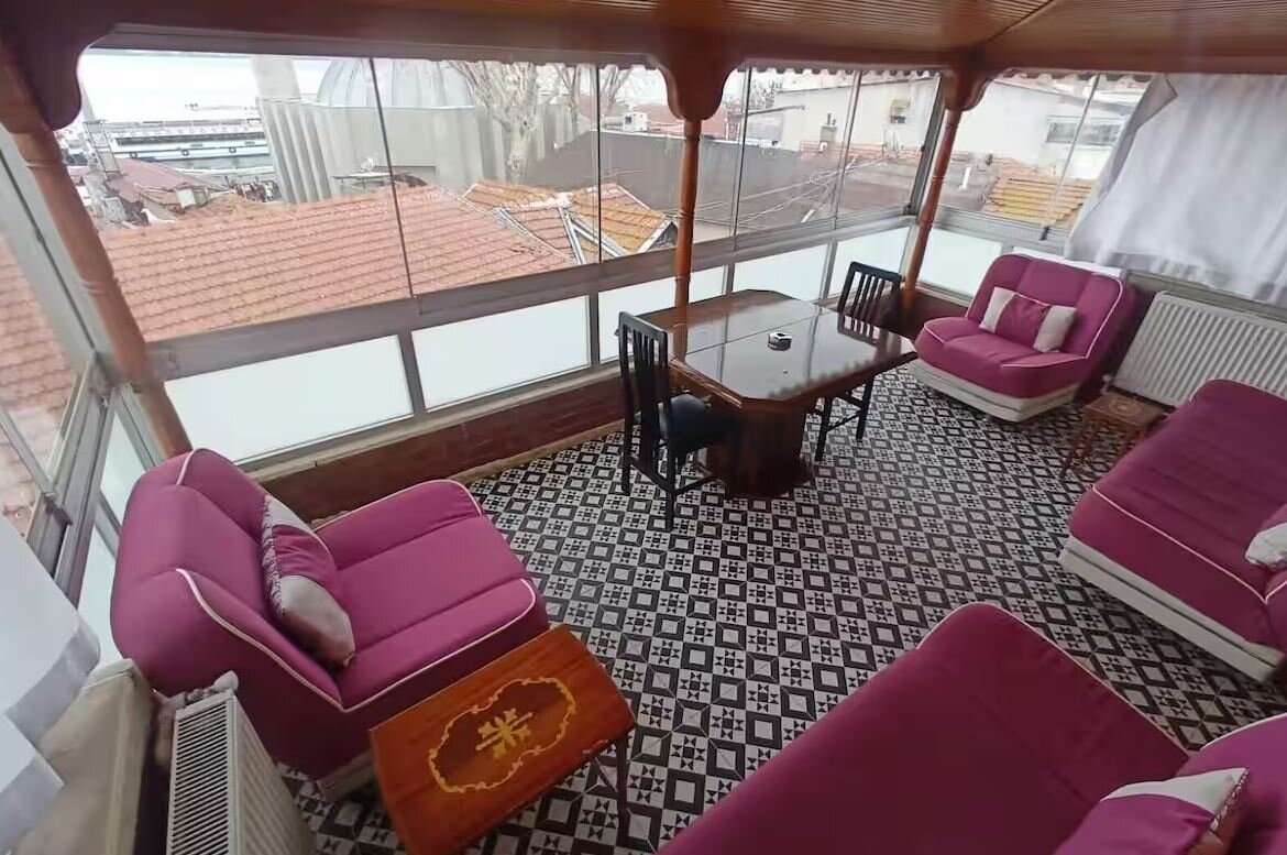 Panoramik Deniz Manzaralı Teras Oda